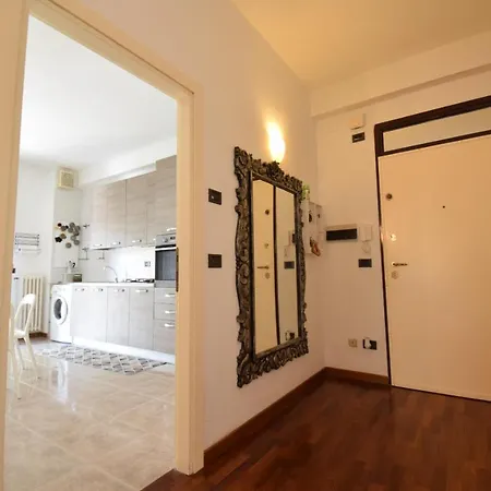 Savona 16 Apartament *